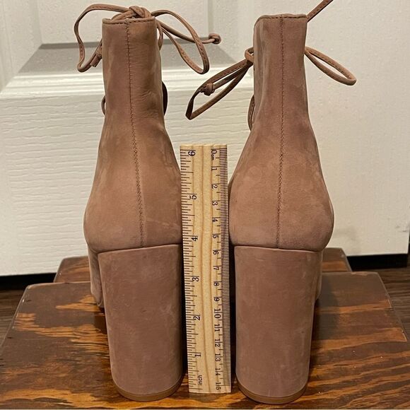 Steve Madden Carusso Tan Peep Toe Lace Up Heeled Bootie Size 8 - Picture 8 of 14